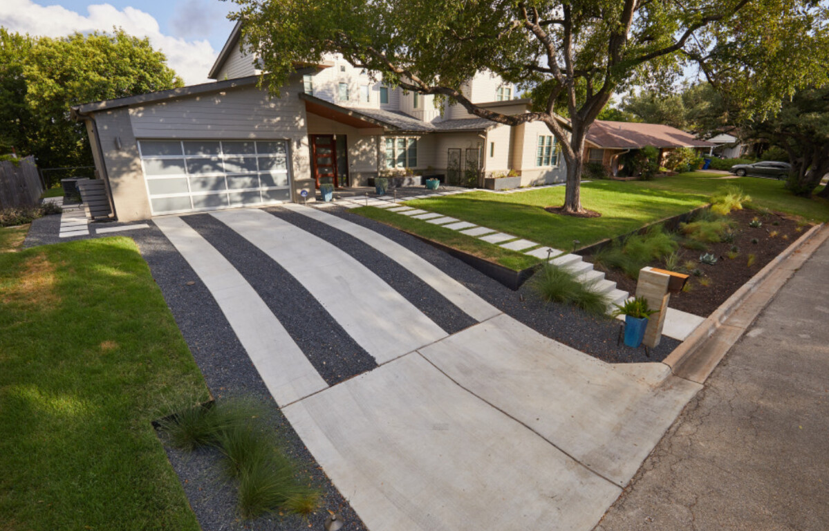 Long-lasting decorative concrete driveway with modern design